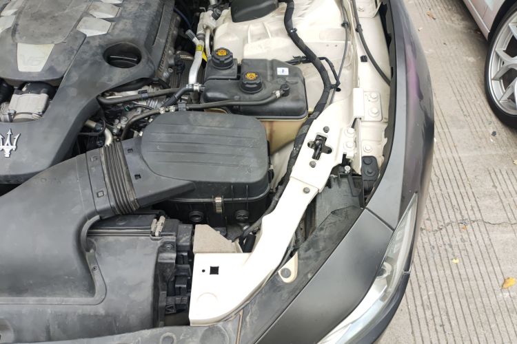 玛莎拉蒂 Ghibli 2014款 3.0T 标准版局部细节9007