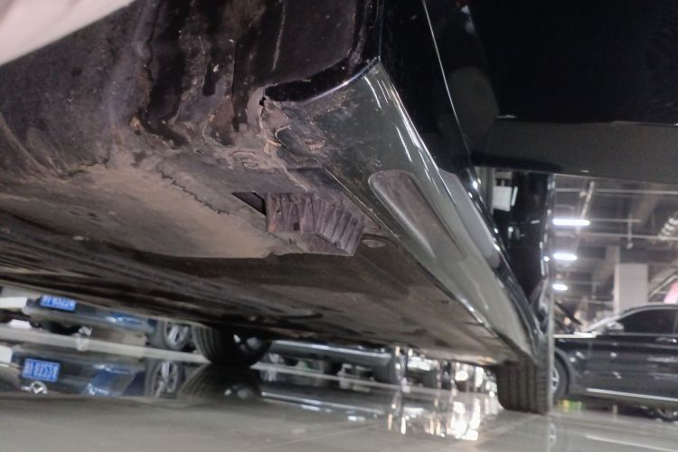 宝马3系 2025款 325Li M运动套装局部细节9002