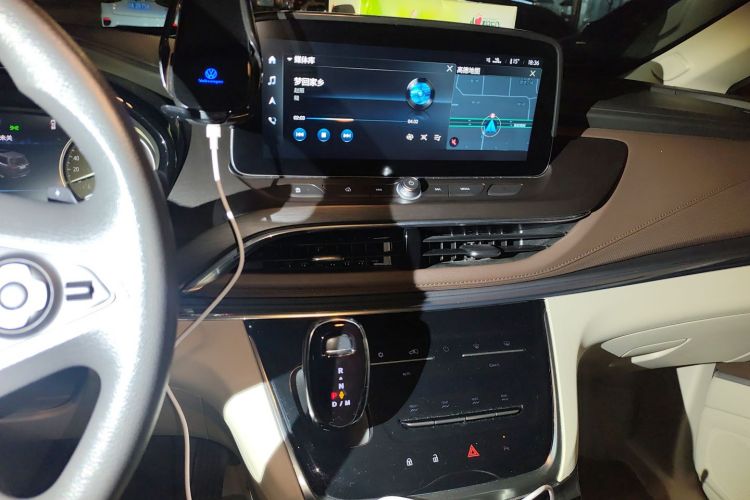 别克GL8 2023款 陆上公务舱 智享型中控内饰16