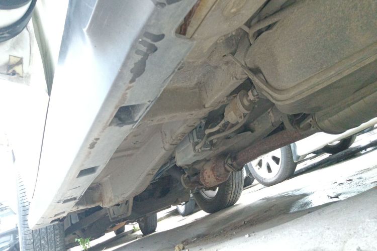 比亚迪S7 2015款 2.0T 自动尊贵型局部细节9002