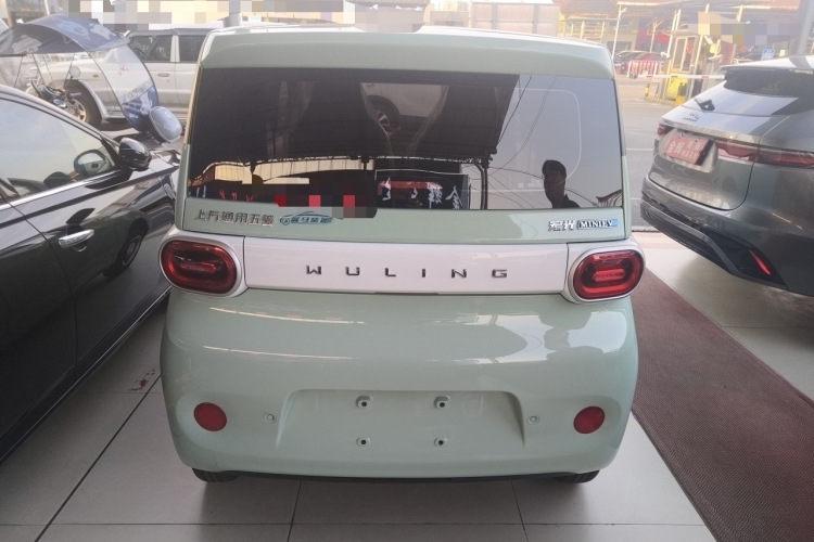 五菱汽车 宏光MINIEV 2024款 第三代 215km 青春版车身外观6004