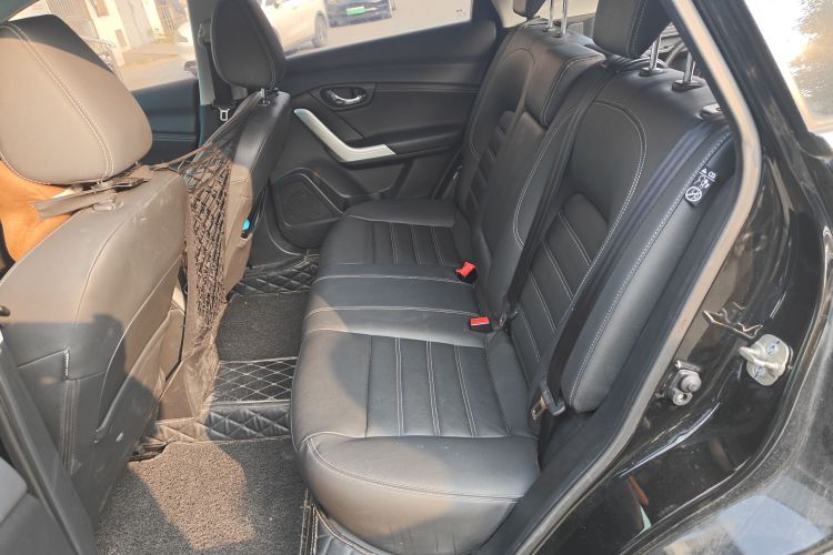 启辰T90 2018款 2.0L CVT智联领尚版 国V中控内饰21