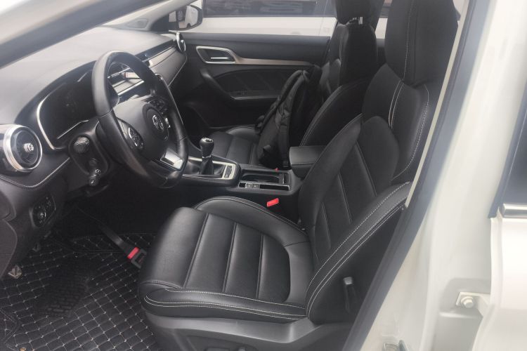 名爵 MG6 2017款 20T 手动豪华智联版 国V中控内饰19