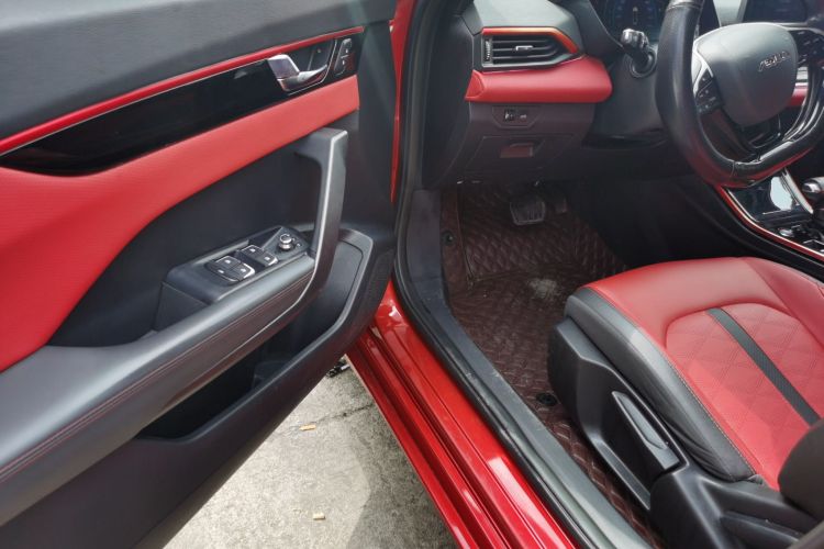 东风风神 奕炫 2021款 230T 自动追影骑士版中控内饰20