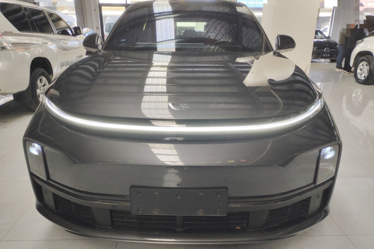 理想汽车 理想L7 2023款 Air车身外观2