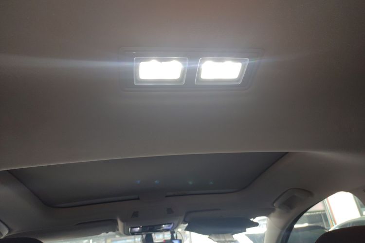 大众 高尔夫 2023款 改款 280TSI DSG Pro中控内饰22