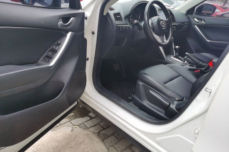 马自达CX-5 2015款 2.0L 自动两驱舒适型中控内饰7003