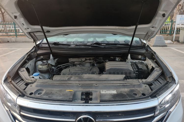 大众 威然 2024款 330TSI 豪华版机舱底盘24