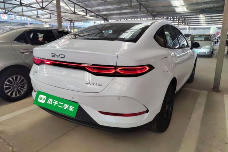 比亚迪 秦PLUS 2025款 DM-i 智驾版 55KM领先型车身外观6005