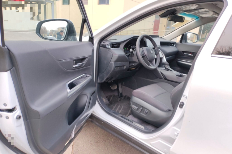 丰田 凌放HARRIER 2024款 2.0L CVT两驱进取版中控内饰20