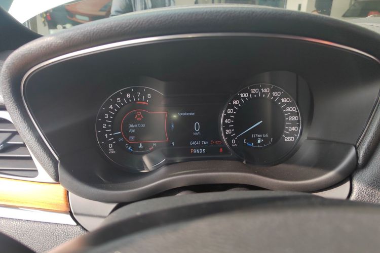 林肯MKC 2017款 2.0T 四驱尊雅版中控内饰14