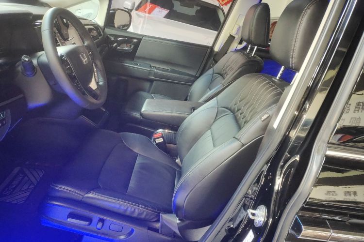 本田 艾力绅 2019款 2.0L 混动舒适版中控内饰19