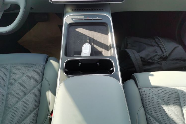 蔚来ET5T 2025款 75kWh Touring中控内饰18