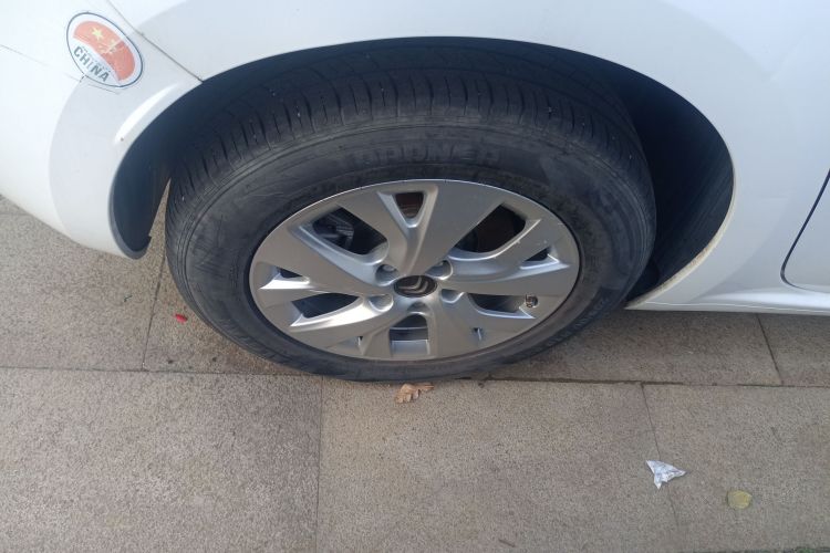 雪铁龙 C4 PICASSO 2015款 1.6T 时尚型 5座车身外观6008