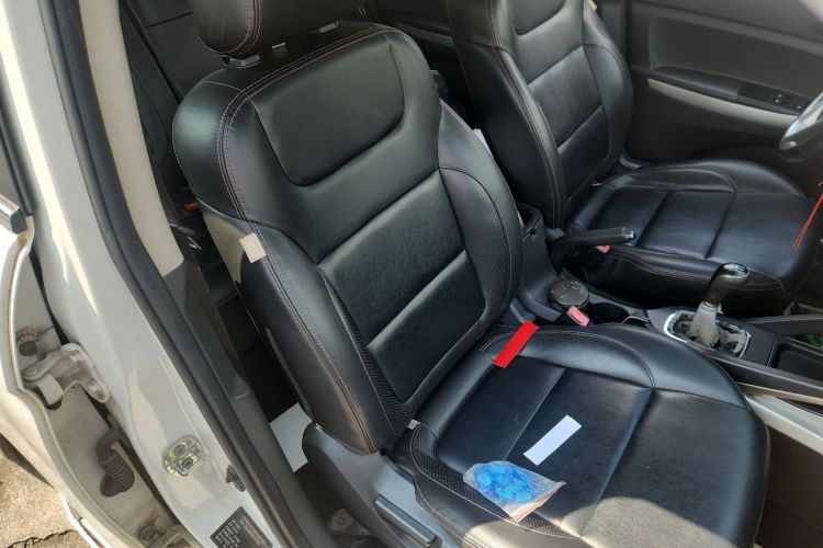 长安CS35 2014款 1.6L 手动豪华型 国IV局部细节41