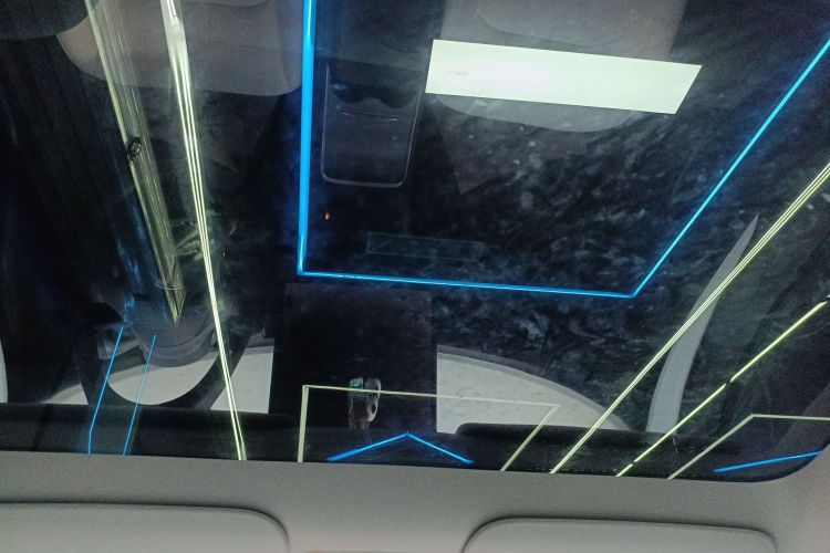 特斯拉 Model Y 2022款 长续航全轮驱动版局部细节22