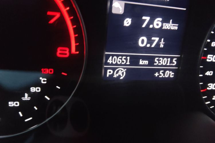 奥迪Q2L 2020款 35 TFSI 进取动感型中控内饰15