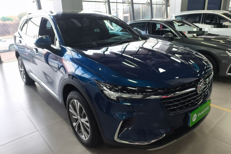 别克 2023款 昂科威Plus 652T 五座豪华型车身外观3