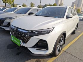 长安X7 PLUS 2024款 1.5T 自动尊崇型 7座