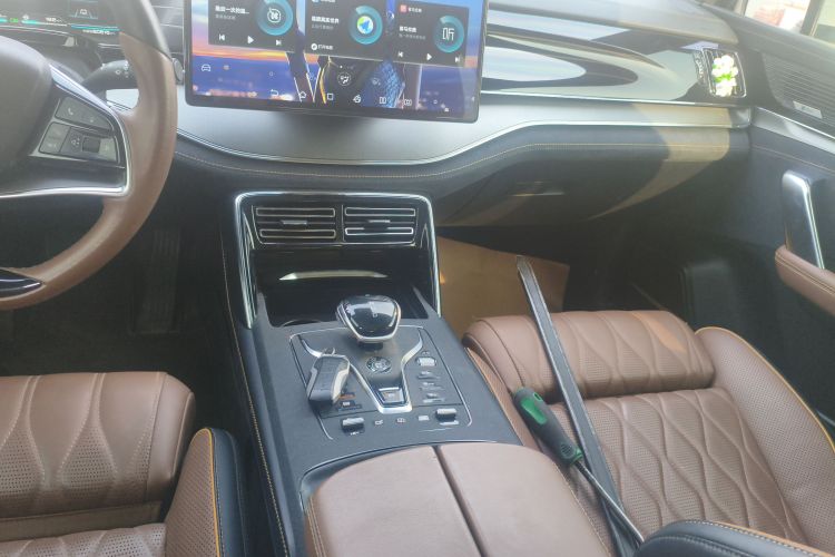 比亚迪 唐新能源 2021款 DM 2.0T 四驱高性能版创世旗舰型中控内饰18