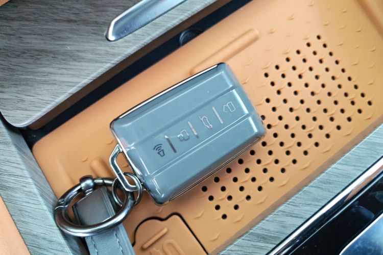 坦克500 2023款 3.0T 运动版 造境型 5座中控内饰11