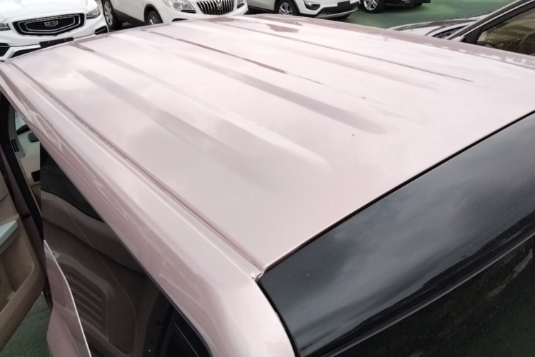 吉利汽车 2023款 熊猫mini 200km 耐力熊车身外观57