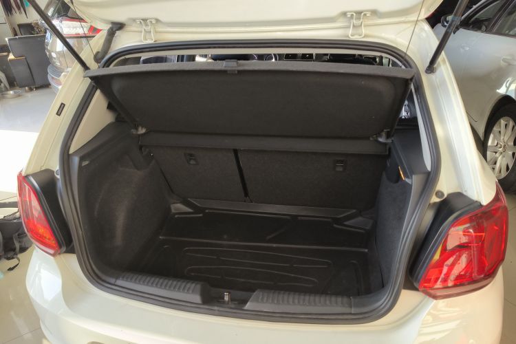 大众 Polo 2016款 1.6L 自动舒适型局部细节23