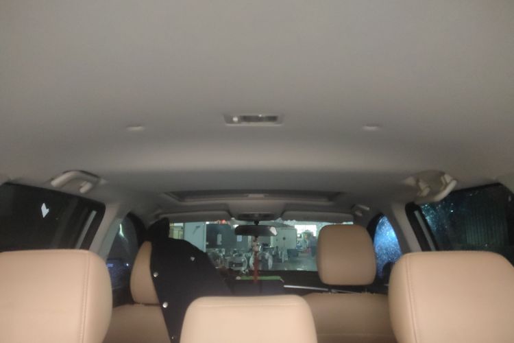 蓝电E5 2023款 1.5L DE-i 100KM畅享型 7座中控内饰22