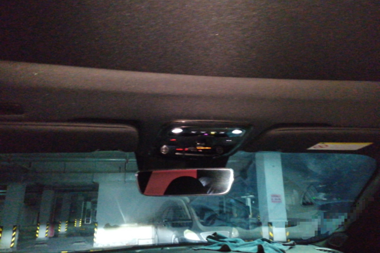 领克03 2019款 2.0TD 自动劲Pro版中控内饰22