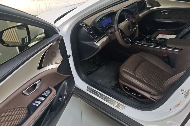 比亚迪 汉 2023款 EV 冠军版 506KM前驱尊贵型中控内饰20