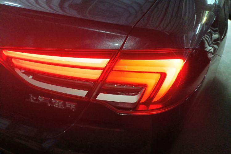 别克 君威 2020款 552T 精英型车身外观6006