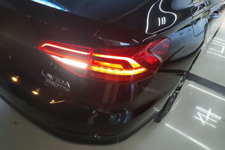 大众 朗逸 2021款 280TSI DSG豪华版车身外观9