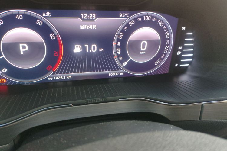 斯柯达 速派 2019款 改款 TSI330 DSG舒适版中控内饰15