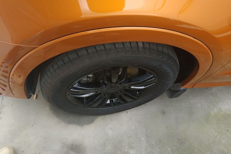 奥迪Q3 2013款 35 TFSI 舒适型车身外观6007