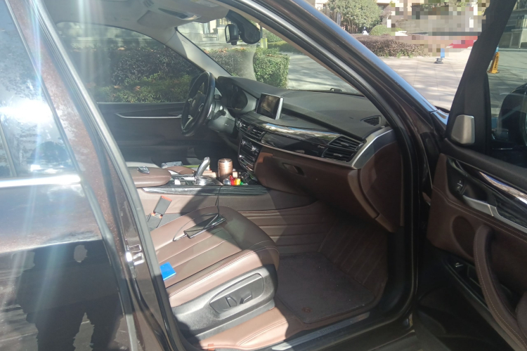 宝马X5(进口) 2018款 xDrive28i局部细节9005