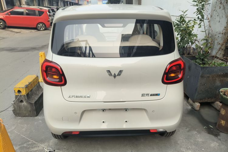 五菱汽车 宏光MINIEV 2025款 四门版 进阶款车身外观6