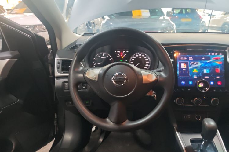 日产 轩逸 2019款 经典 1.6XE CVT舒适版中控内饰13