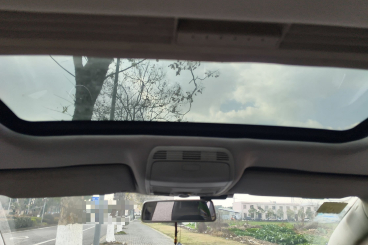 大众 迈腾 2012款 1.8TSI 豪华型中控内饰22