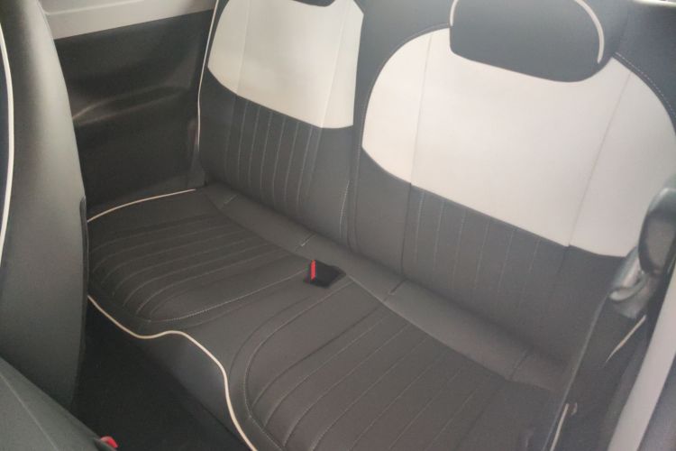 吉利银河 2023款 熊猫mini 200km 灵动熊中控内饰21