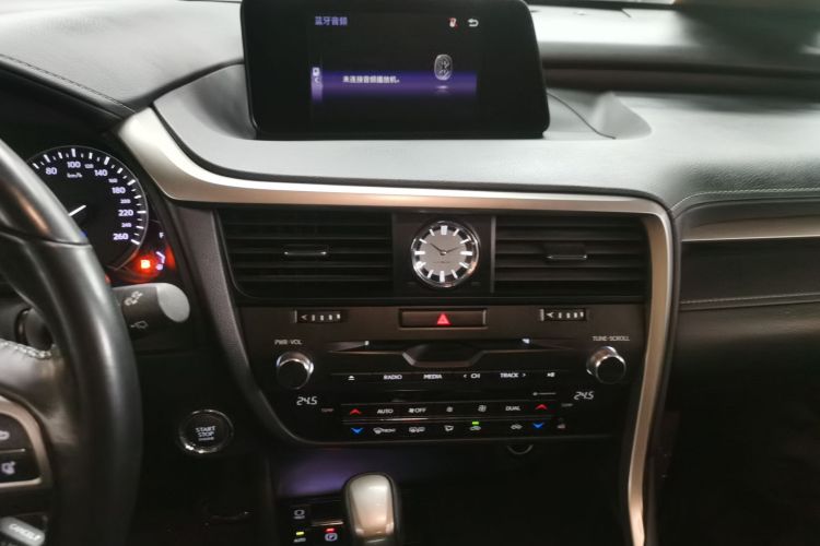 雷克萨斯RX 2016款 300 两驱精英版 国V中控内饰16