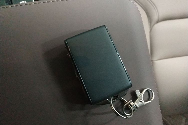 沃尔沃S90新能源 2026款 插电式混动 四驱长续航智逸豪华版中控内饰7001