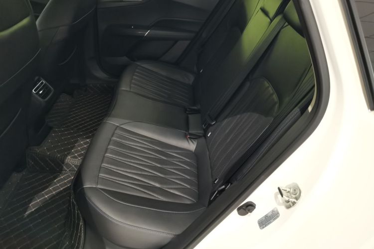 长安 逸动 2024款 1.5T GDI自动 旗舰型中控内饰21