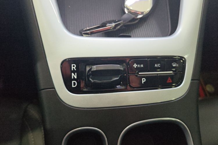 吉利银河 星愿 2025款 UP 410km 探索版局部细节18