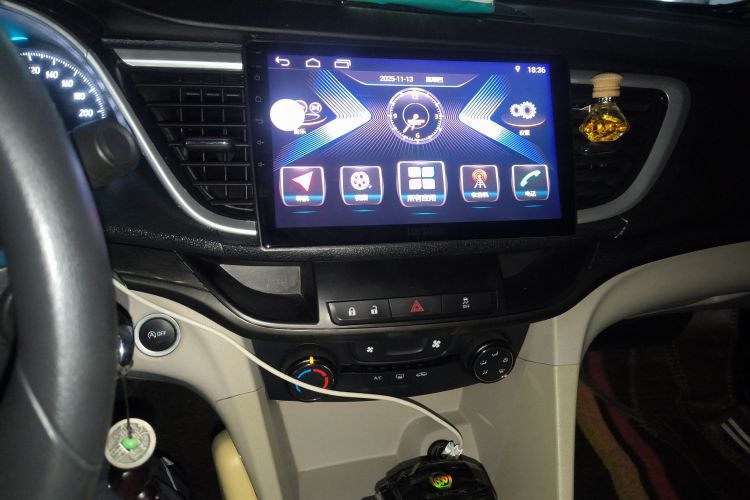 别克 英朗 2016款 15N 自动进取型局部细节16