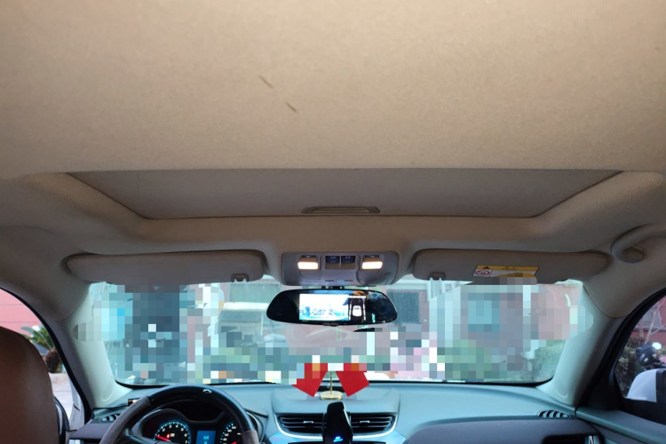 雪佛兰 迈锐宝 2018款 530T 自动豪华版中控内饰22