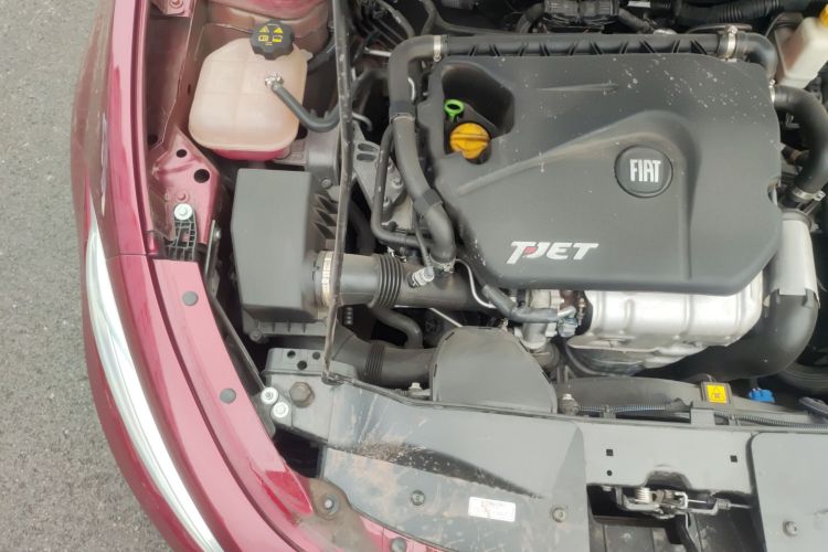 菲亚特 菲翔 2012款 1.4T 自动劲享版局部细节9006