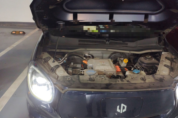 零跑汽车 零跑T03 2021款 400舒享版局部细节9006