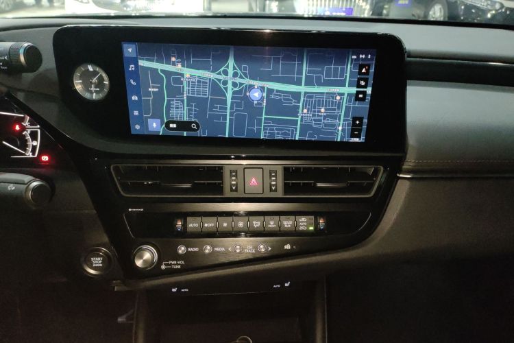 雷克萨斯ES 2022款 200 卓越版中控内饰16