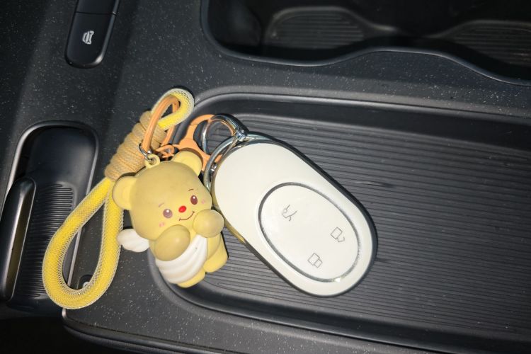 蔚来ET5 2022款 75kWh中控内饰11