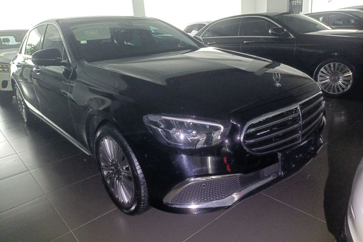 奔驰E级 2023款 改款 E 300 L 时尚型车身外观6002